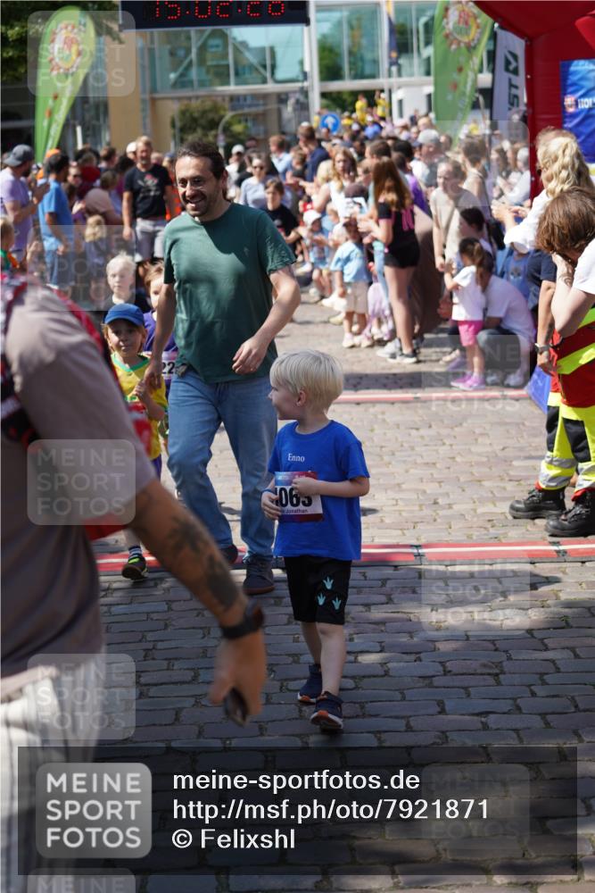 13.06.2025 - Holstenköstenlauf Felixshl http://msf.ph/oto/7921871 13.06.2025 15:02:28 Laufen  meine-sportfotos.de