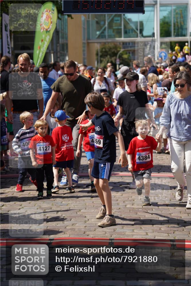 13.06.2025 - Holstenköstenlauf Felixshl http://msf.ph/oto/7921880 13.06.2025 15:02:33 Laufen  meine-sportfotos.de