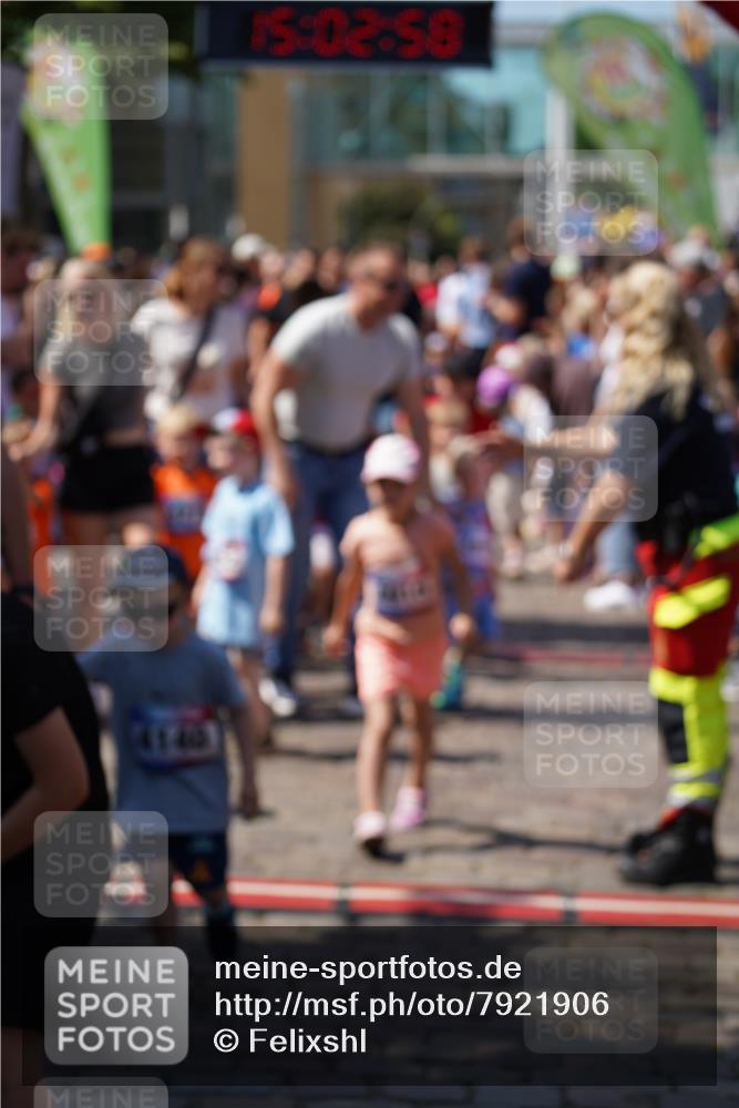 13.06.2025 - Holstenköstenlauf Felixshl http://msf.ph/oto/7921906 13.06.2025 15:02:58 Laufen  meine-sportfotos.de