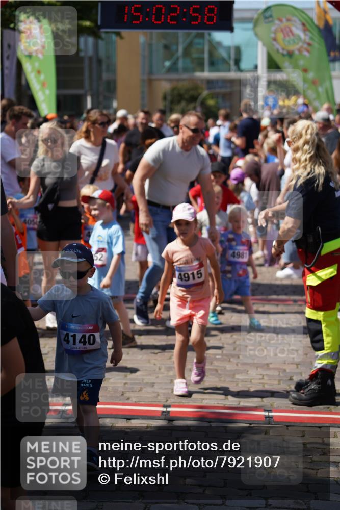 13.06.2025 - Holstenköstenlauf Felixshl http://msf.ph/oto/7921907 13.06.2025 15:02:58 Laufen  meine-sportfotos.de