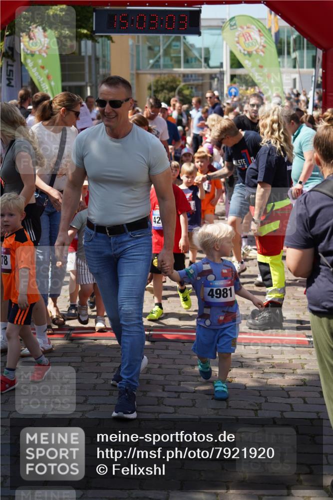 13.06.2025 - Holstenköstenlauf Felixshl http://msf.ph/oto/7921920 13.06.2025 15:03:02 Laufen  meine-sportfotos.de