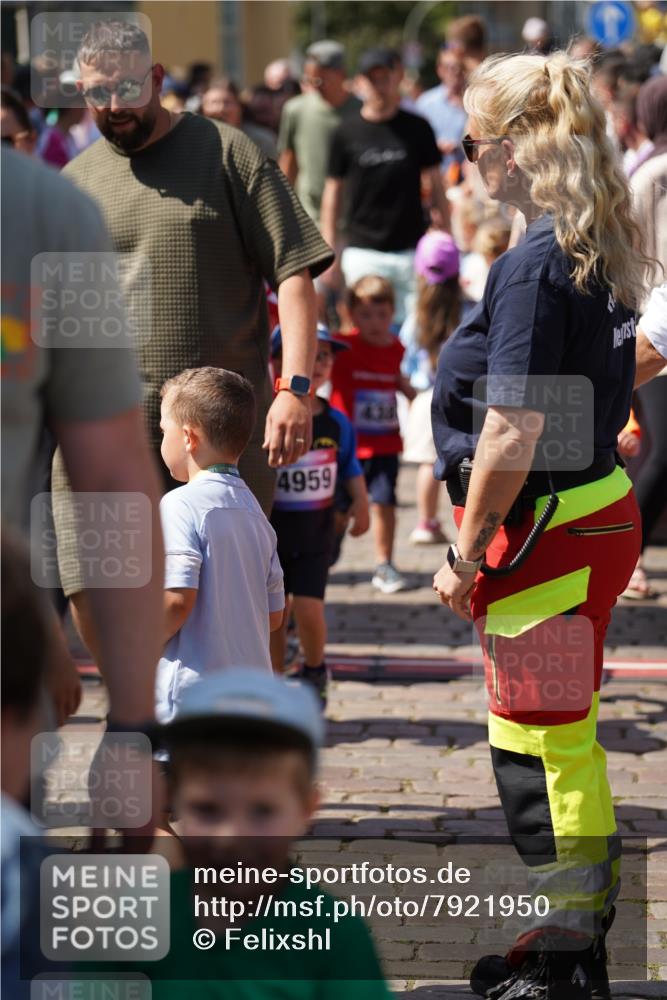 13.06.2025 - Holstenköstenlauf Felixshl http://msf.ph/oto/7921950 13.06.2025 15:03:35 Laufen  meine-sportfotos.de