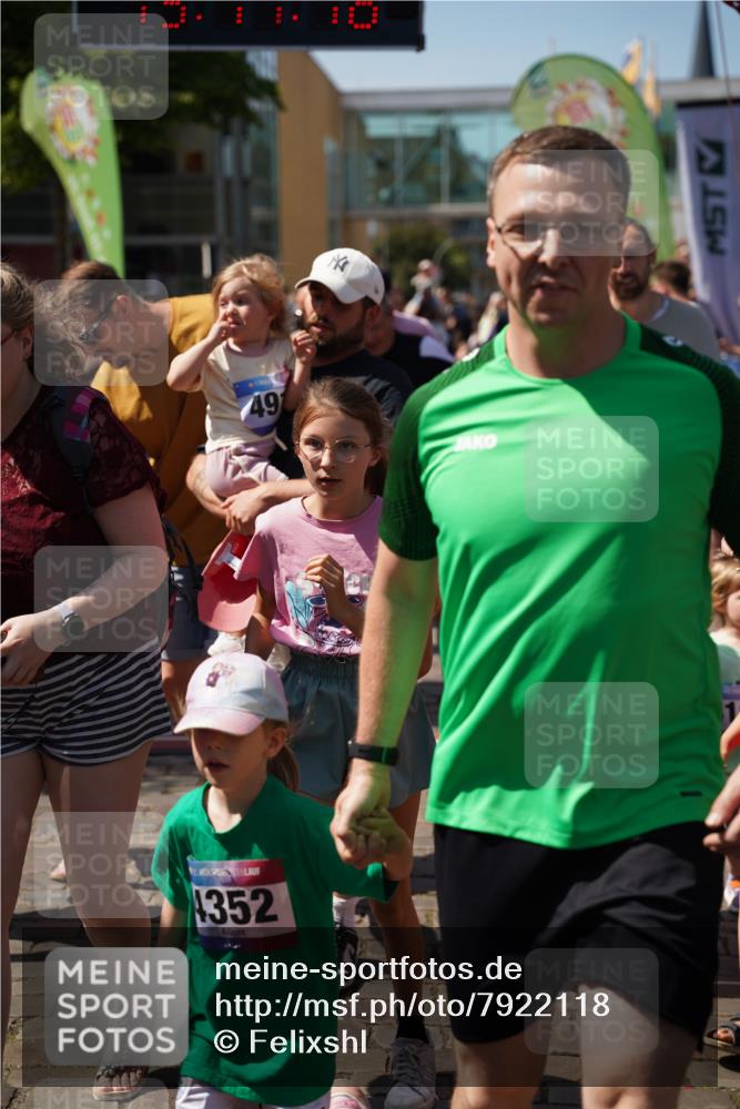 13.06.2025 - Holstenköstenlauf Felixshl http://msf.ph/oto/7922118 13.06.2025 15:11:15 Laufen  meine-sportfotos.de