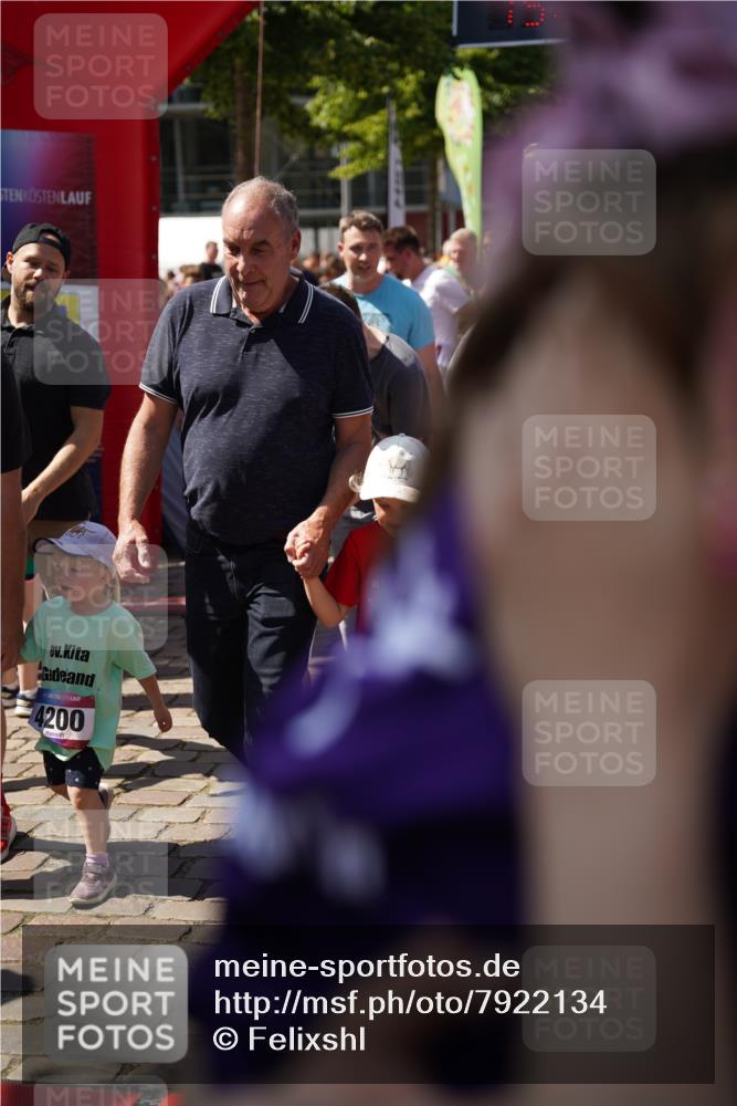 13.06.2025 - Holstenköstenlauf Felixshl http://msf.ph/oto/7922134 13.06.2025 15:11:26 Laufen  meine-sportfotos.de