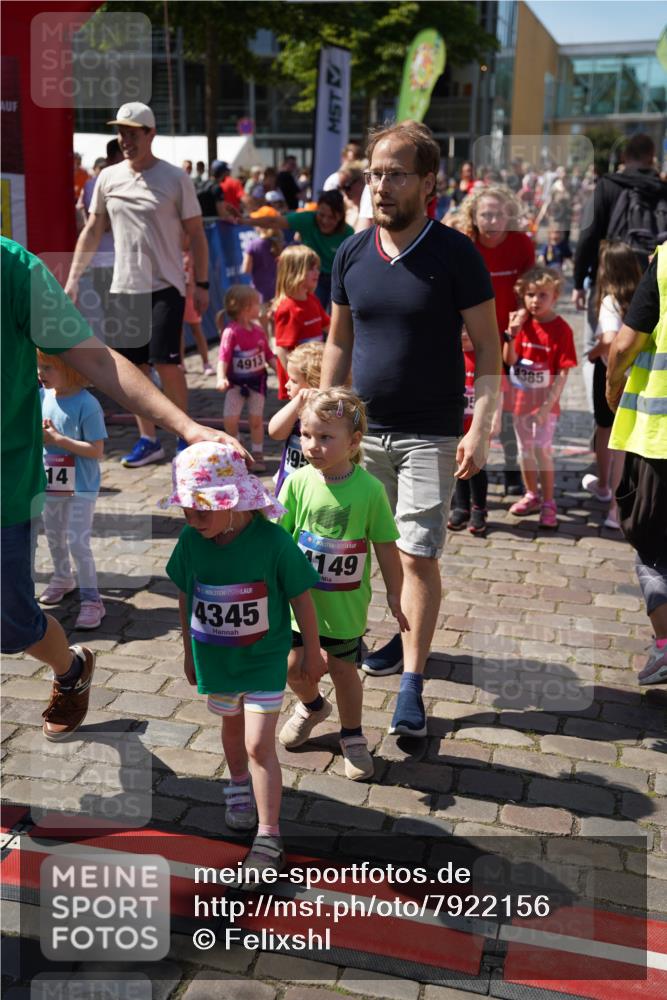 13.06.2025 - Holstenköstenlauf Felixshl http://msf.ph/oto/7922156 13.06.2025 15:11:59 Laufen  meine-sportfotos.de
