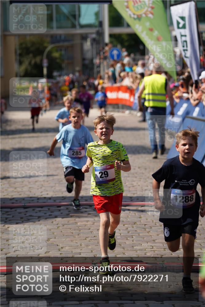 13.06.2025 - Holstenköstenlauf Felixshl http://msf.ph/oto/7922271 13.06.2025 15:36:33 Laufen 29, 76, 282, 285, 427, 1190, 1191, 1287, 1288 meine-sportfotos.de