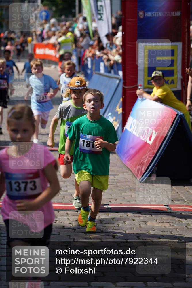 13.06.2025 - Holstenköstenlauf Felixshl http://msf.ph/oto/7922344 13.06.2025 15:37:06 Laufen 30, 59, 281, 667, 829, 830, 1373, 1377, 1410, 1439, 1444, 1810, 1842, 1844, 1845 meine-sportfotos.de