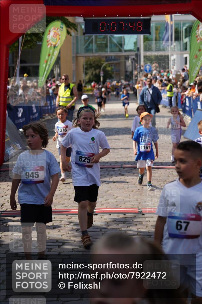 13.06.2025 - Holstenköstenlauf Felixshl http://msf.ph/oto/7922472 13.06.2025 15:37:48 Laufen 3, 825, 831, 833, 942, 945, 1161, 1376, 1827, 1941 meine-sportfotos.de