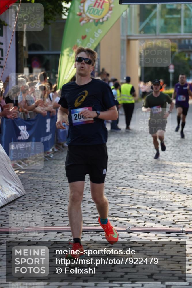 13.06.2025 - Holstenköstenlauf Felixshl http://msf.ph/oto/7922479 13.06.2025 19:49:05 Laufen 2062, 2097, 2259, 3238 meine-sportfotos.de