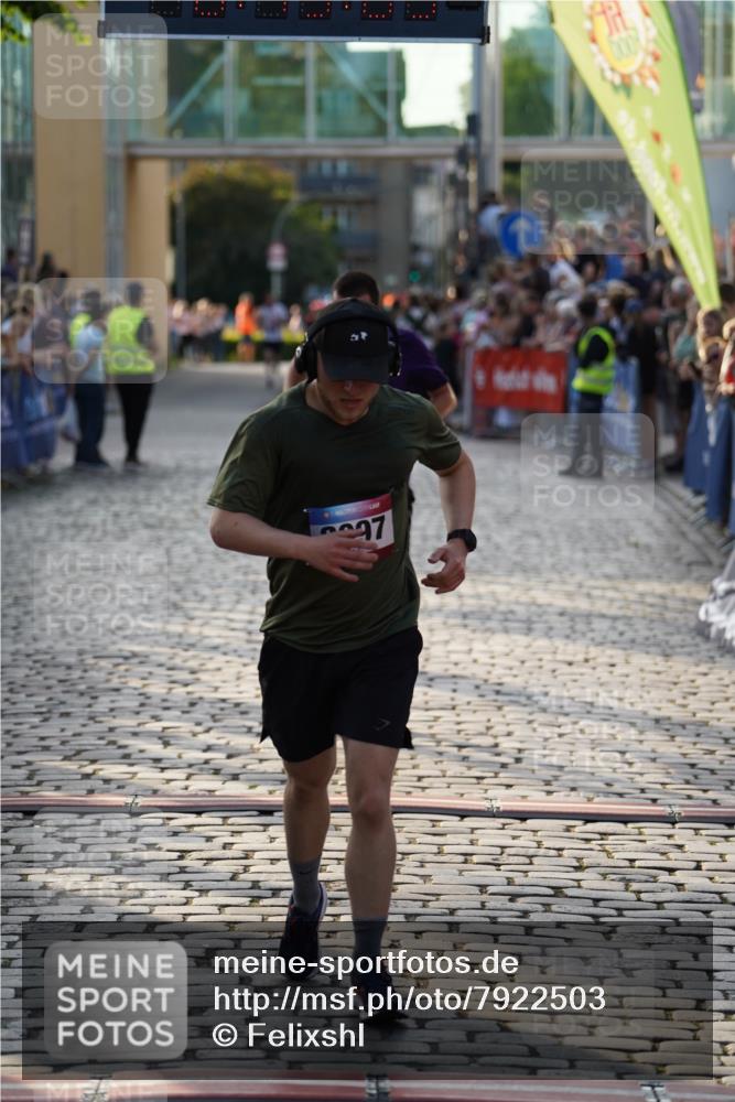 13.06.2025 - Holstenköstenlauf Felixshl http://msf.ph/oto/7922503 13.06.2025 19:49:08 Laufen 2062, 2097, 3238 meine-sportfotos.de