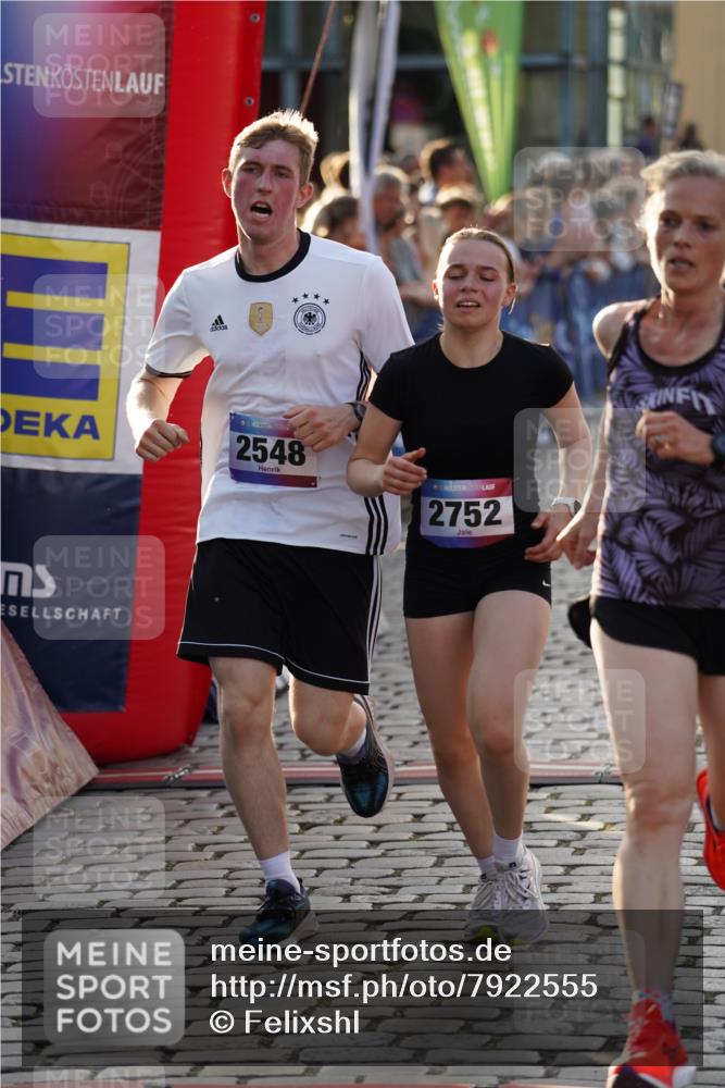 13.06.2025 - Holstenköstenlauf Felixshl http://msf.ph/oto/7922555 13.06.2025 19:49:26 Laufen 2211, 2216, 2343, 2528, 2548, 2752, 2839, 2944, 3792 meine-sportfotos.de