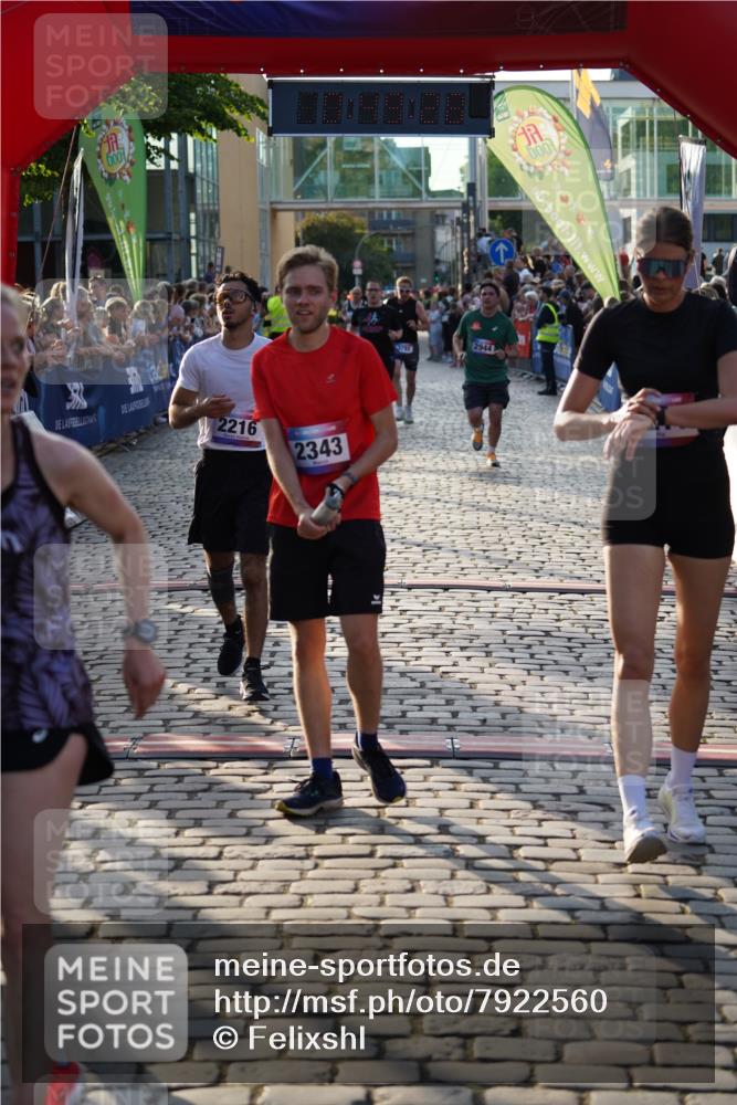 13.06.2025 - Holstenköstenlauf Felixshl http://msf.ph/oto/7922560 13.06.2025 19:49:27 Laufen 2211, 2216, 2343, 2528, 2548, 2752, 2839, 2944, 3792 meine-sportfotos.de
