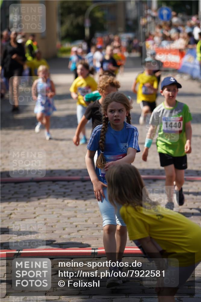 13.06.2025 - Holstenköstenlauf Felixshl http://msf.ph/oto/7922581 13.06.2025 15:38:14 Laufen 36, 417, 419, 421, 560, 564, 670, 1380, 1440, 1825, 1894 meine-sportfotos.de
