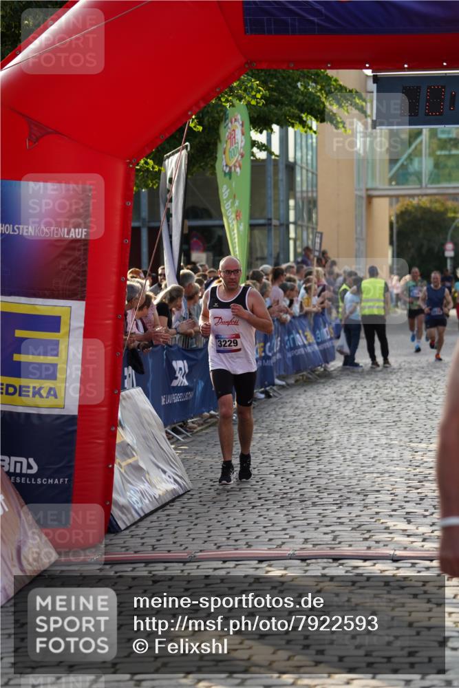 13.06.2025 - Holstenköstenlauf Felixshl http://msf.ph/oto/7922593 13.06.2025 19:49:34 Laufen 2019, 2839, 2944, 3229, 3792, 3824 meine-sportfotos.de