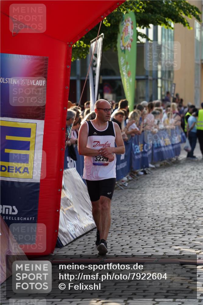 13.06.2025 - Holstenköstenlauf Felixshl http://msf.ph/oto/7922604 13.06.2025 19:49:36 Laufen 2019, 3229, 3792, 3824 meine-sportfotos.de