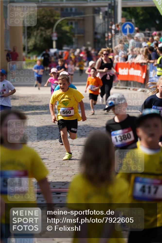13.06.2025 - Holstenköstenlauf Felixshl http://msf.ph/oto/7922605 13.06.2025 15:38:19 Laufen 32, 178, 283, 417, 419, 560, 564, 670, 819, 1380, 1825 meine-sportfotos.de