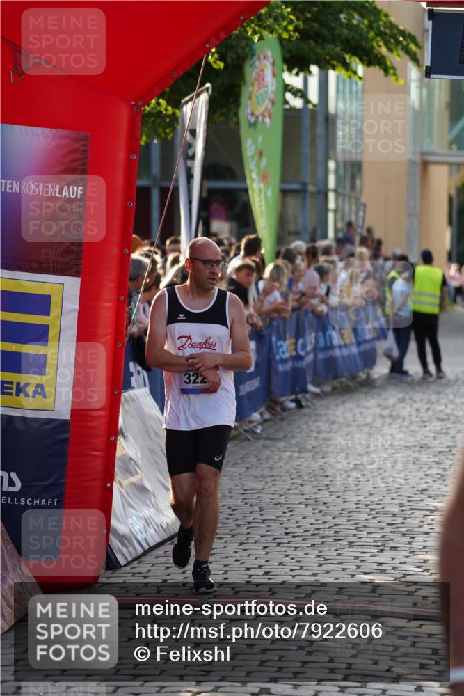 13.06.2025 - Holstenköstenlauf Felixshl http://msf.ph/oto/7922606 13.06.2025 19:49:36 Laufen 2019, 3229, 3792, 3824 meine-sportfotos.de