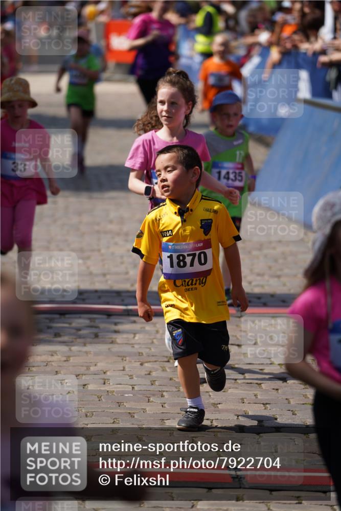 13.06.2025 - Holstenköstenlauf Felixshl http://msf.ph/oto/7922704 13.06.2025 15:38:39 Laufen 16, 33, 81, 98, 278, 1193, 1195, 1435, 1443, 1870, 1929 meine-sportfotos.de