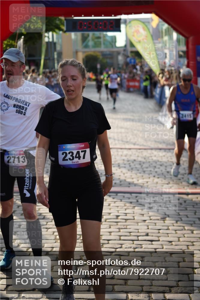 13.06.2025 - Holstenköstenlauf Felixshl http://msf.ph/oto/7922707 13.06.2025 19:50:01 Laufen 2015, 2215, 2415, 2810, 3049 meine-sportfotos.de