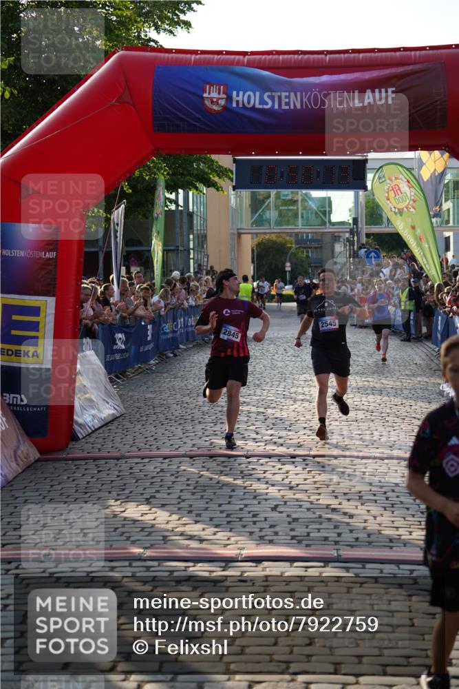 13.06.2025 - Holstenköstenlauf Felixshl http://msf.ph/oto/7922759 13.06.2025 19:50:12 Laufen 2015, 2024, 2545, 2823, 2845 meine-sportfotos.de