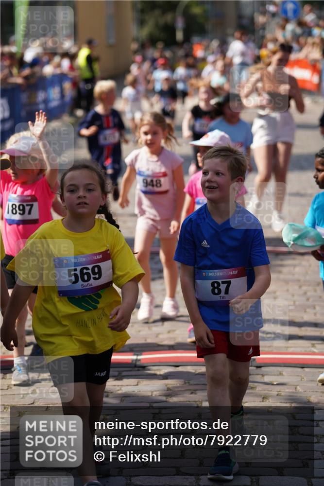 13.06.2025 - Holstenköstenlauf Felixshl http://msf.ph/oto/7922779 13.06.2025 15:38:55 Laufen 101, 271, 274, 280, 425, 431, 673, 677, 678, 832, 948, 950, 1289, 1846 meine-sportfotos.de