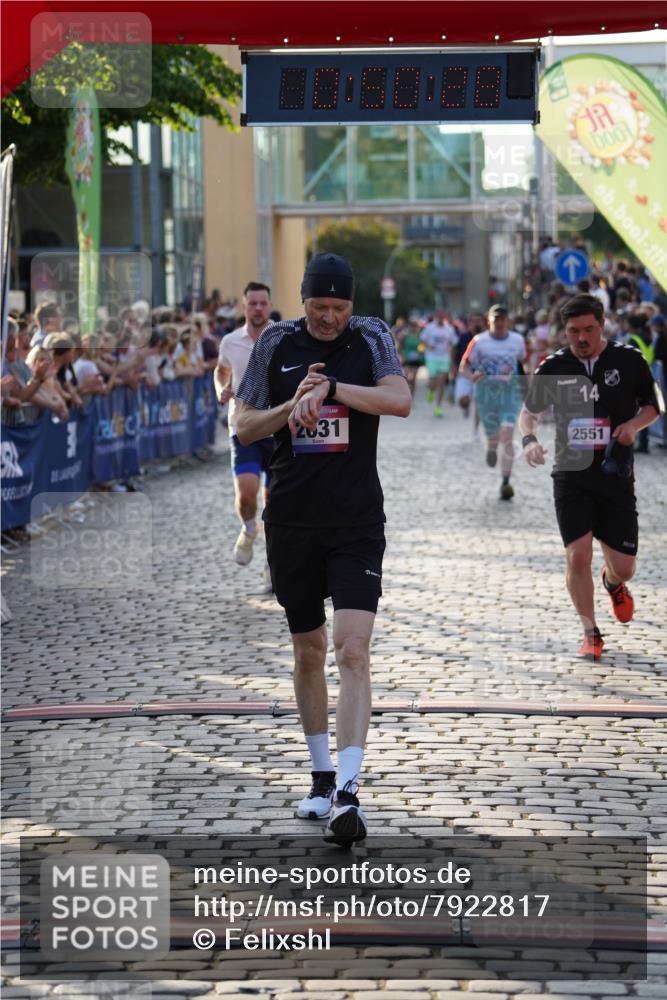 13.06.2025 - Holstenköstenlauf Felixshl http://msf.ph/oto/7922817 13.06.2025 19:50:27 Laufen 2390, 2551, 2631, 2863, 3117, 3652, 3666 meine-sportfotos.de