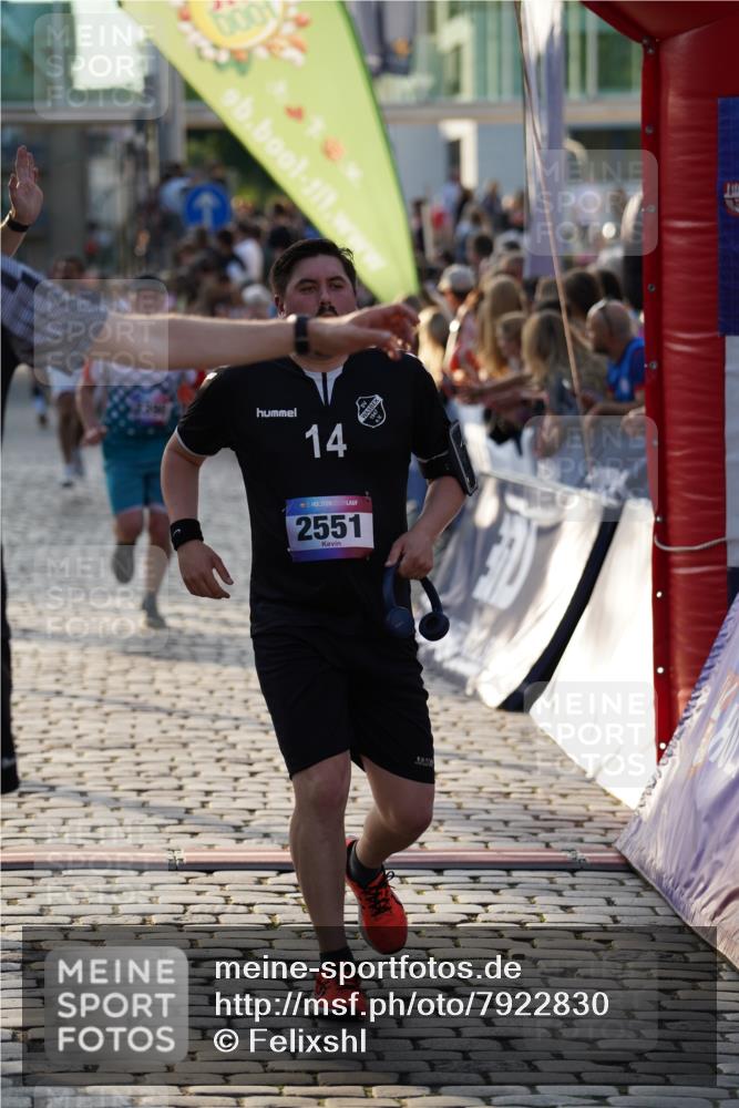 13.06.2025 - Holstenköstenlauf Felixshl http://msf.ph/oto/7922830 13.06.2025 19:50:28 Laufen 2390, 2551, 2631, 2863, 3117, 3652, 3666 meine-sportfotos.de