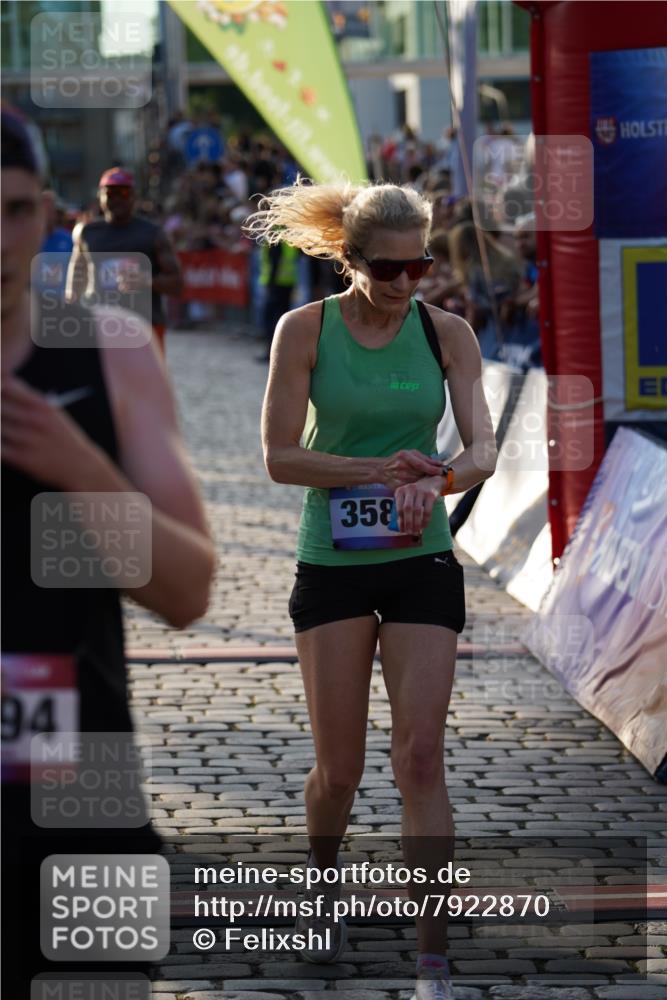 13.06.2025 - Holstenköstenlauf Felixshl http://msf.ph/oto/7922870 13.06.2025 19:50:41 Laufen 2598, 2769, 2794, 2824, 3016, 3144, 3264, 3587, 3601 meine-sportfotos.de