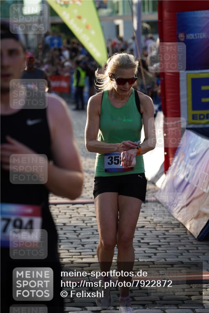 13.06.2025 - Holstenköstenlauf Felixshl http://msf.ph/oto/7922872 13.06.2025 19:50:41 Laufen 2598, 2769, 2794, 2824, 3016, 3144, 3264, 3587, 3601 meine-sportfotos.de