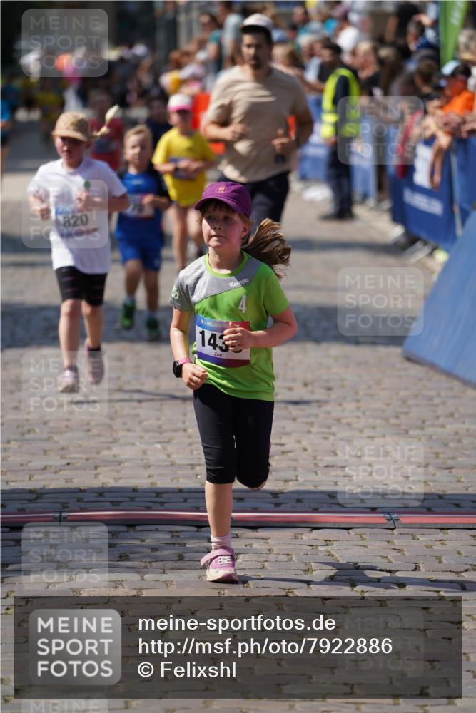 13.06.2025 - Holstenköstenlauf Felixshl http://msf.ph/oto/7922886 13.06.2025 15:39:26 Laufen 70, 90, 568, 668, 669, 820, 1200, 1436, 1445 meine-sportfotos.de