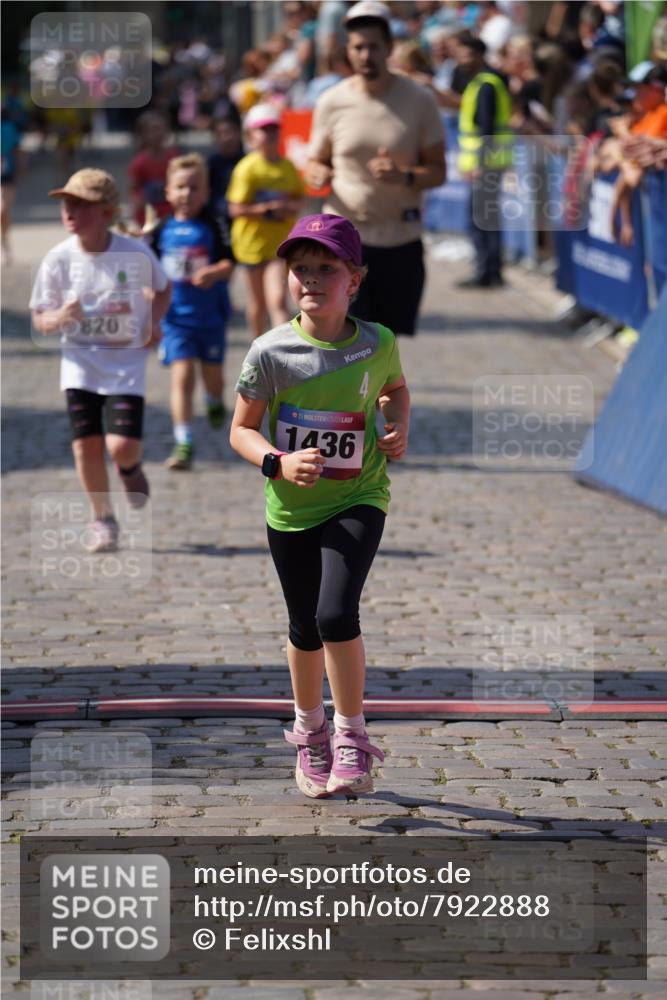 13.06.2025 - Holstenköstenlauf Felixshl http://msf.ph/oto/7922888 13.06.2025 15:39:26 Laufen 70, 90, 568, 668, 669, 820, 1200, 1436, 1445 meine-sportfotos.de
