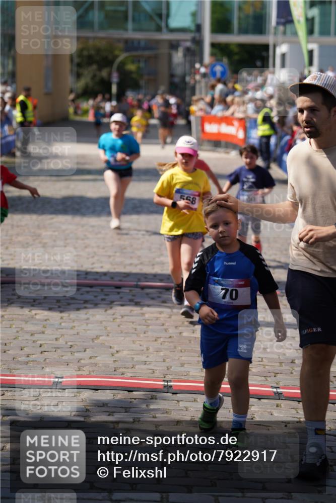 13.06.2025 - Holstenköstenlauf Felixshl http://msf.ph/oto/7922917 13.06.2025 15:39:32 Laufen 70, 90, 568, 668, 669, 820, 1200 meine-sportfotos.de