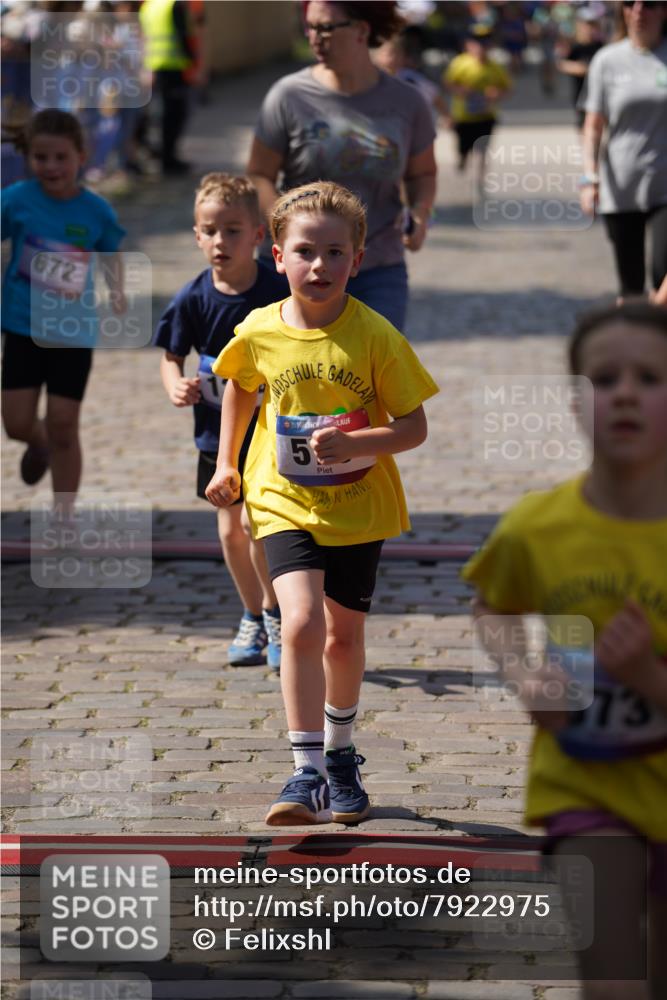 13.06.2025 - Holstenköstenlauf Felixshl http://msf.ph/oto/7922975 13.06.2025 15:39:51 Laufen 570, 573, 672, 680, 1294, 1945 meine-sportfotos.de