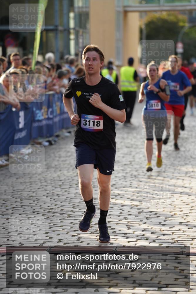 13.06.2025 - Holstenköstenlauf Felixshl http://msf.ph/oto/7922976 13.06.2025 19:51:16 Laufen 2434, 2759, 3118, 3130, 3805, 3810 meine-sportfotos.de