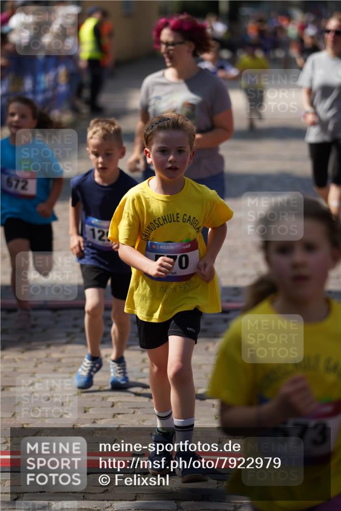 13.06.2025 - Holstenköstenlauf Felixshl http://msf.ph/oto/7922979 13.06.2025 15:39:51 Laufen 570, 573, 672, 680, 1294, 1945 meine-sportfotos.de