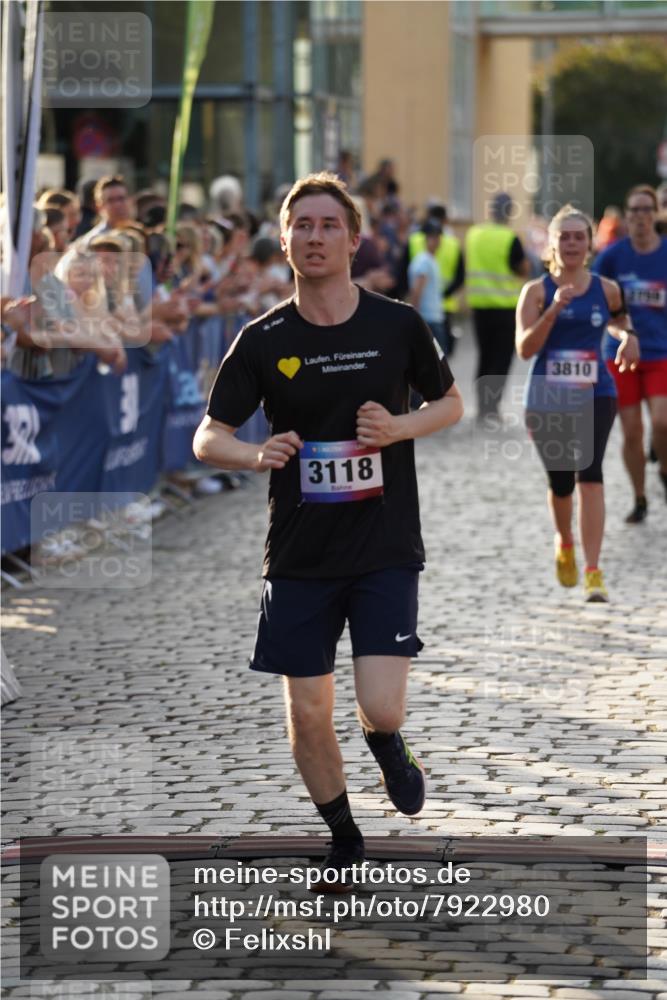 13.06.2025 - Holstenköstenlauf Felixshl http://msf.ph/oto/7922980 13.06.2025 19:51:16 Laufen 2434, 2759, 3118, 3130, 3805, 3810 meine-sportfotos.de