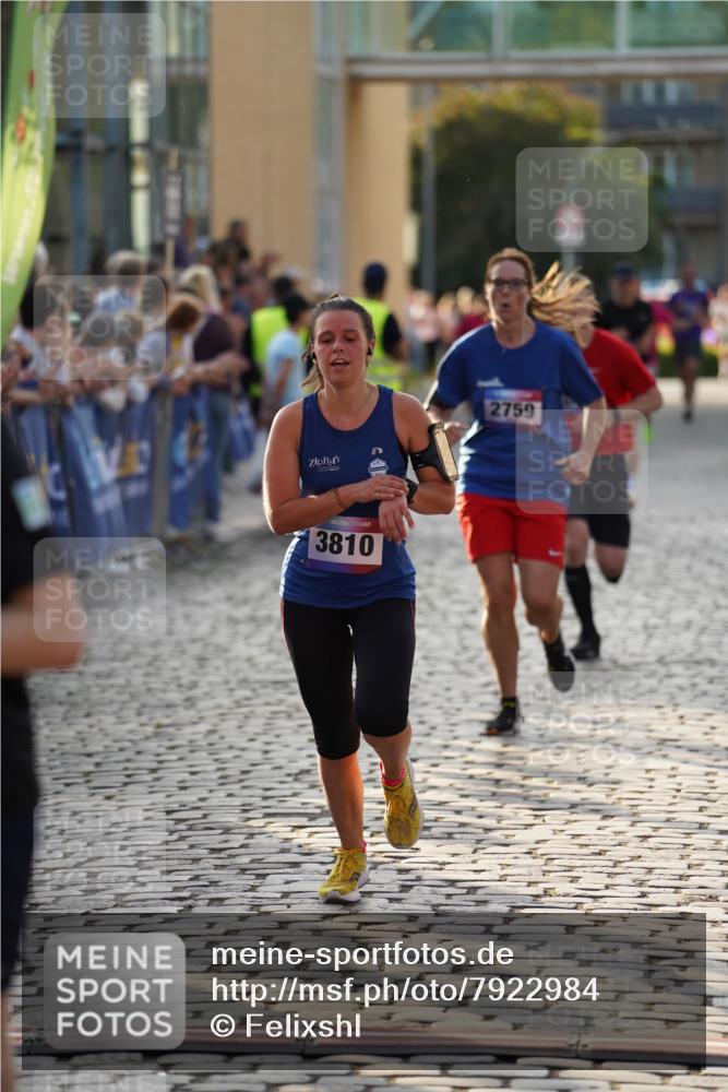 13.06.2025 - Holstenköstenlauf Felixshl http://msf.ph/oto/7922984 13.06.2025 19:51:17 Laufen 2434, 2759, 3118, 3805, 3810 meine-sportfotos.de