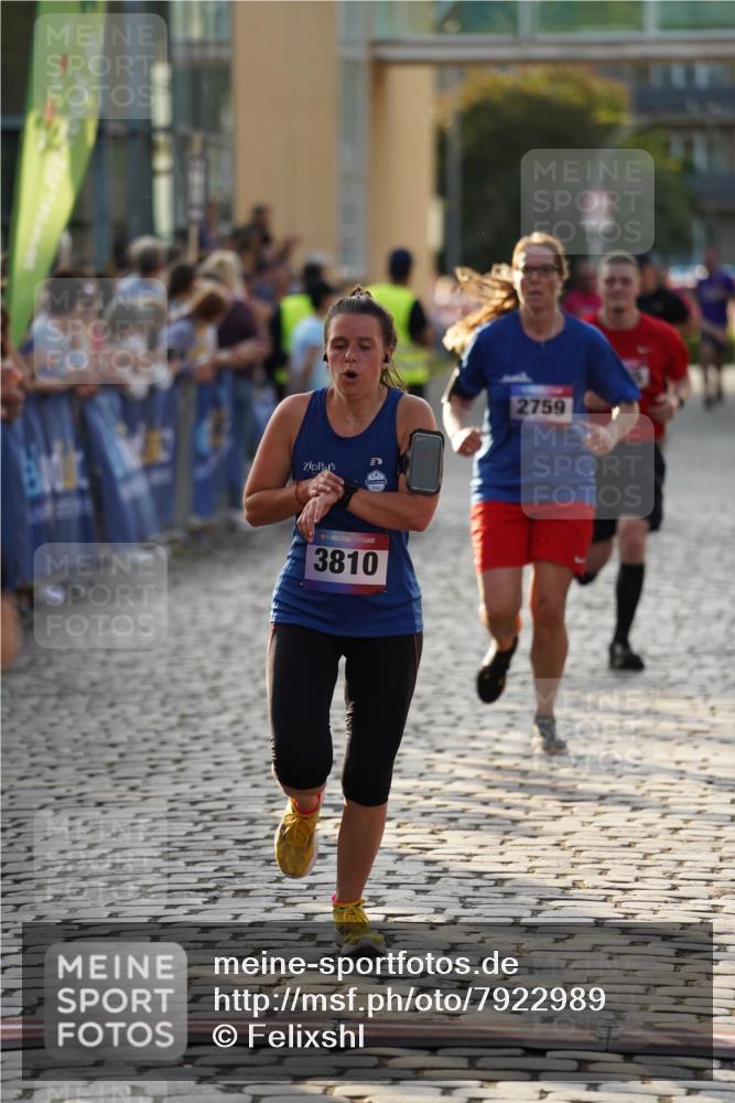 13.06.2025 - Holstenköstenlauf Felixshl http://msf.ph/oto/7922989 13.06.2025 19:51:18 Laufen 2032, 2434, 2759, 3118, 3805, 3810 meine-sportfotos.de