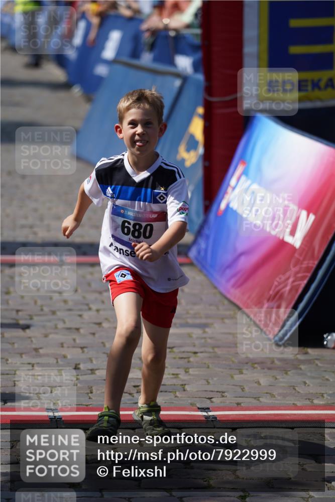 13.06.2025 - Holstenköstenlauf Felixshl http://msf.ph/oto/7922999 13.06.2025 15:39:56 Laufen 559, 680, 1194 meine-sportfotos.de