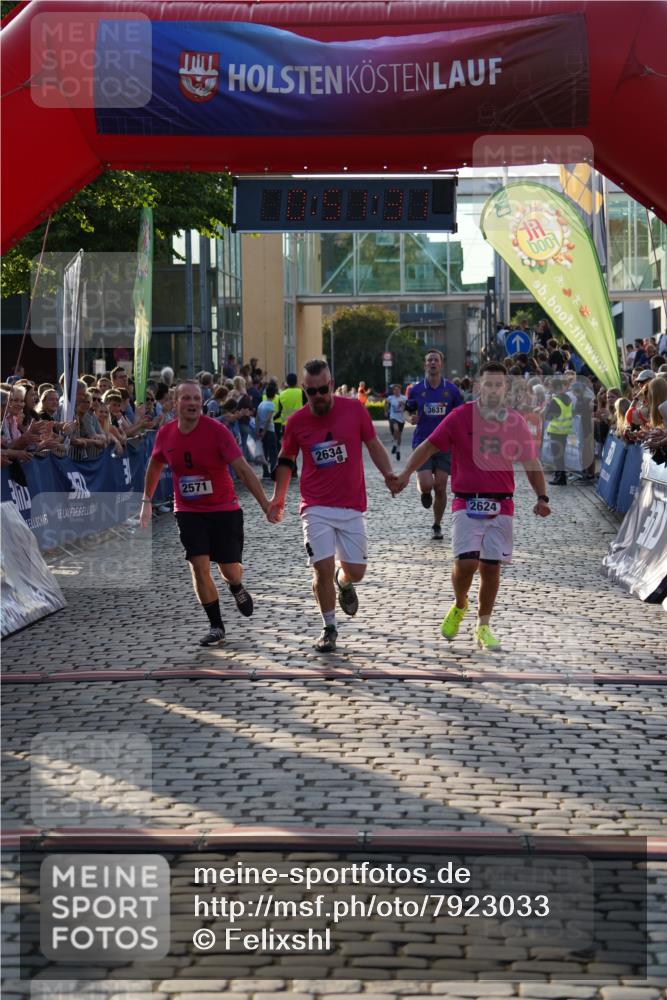 13.06.2025 - Holstenköstenlauf Felixshl http://msf.ph/oto/7923033 13.06.2025 19:51:30 Laufen 2032, 2571, 2624, 2634, 3631 meine-sportfotos.de