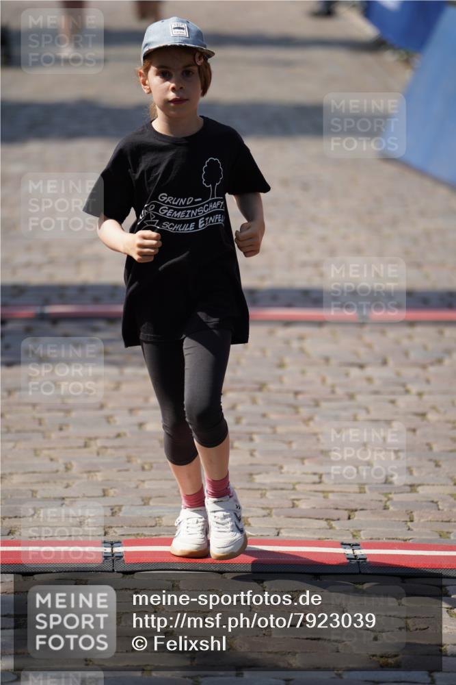 13.06.2025 - Holstenköstenlauf Felixshl http://msf.ph/oto/7923039 13.06.2025 15:40:04 Laufen 559, 1189, 1194, 1822 meine-sportfotos.de