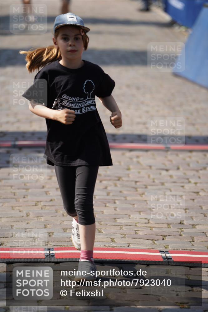 13.06.2025 - Holstenköstenlauf Felixshl http://msf.ph/oto/7923040 13.06.2025 15:40:05 Laufen 559, 1189, 1194, 1822 meine-sportfotos.de