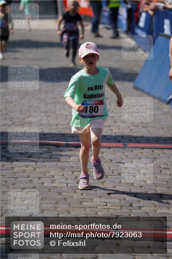 13.06.2025 - Holstenköstenlauf Felixshl http://msf.ph/oto/7923063 13.06.2025 15:40:14 Laufen 180, 184, 681, 1822, 1893 meine-sportfotos.de