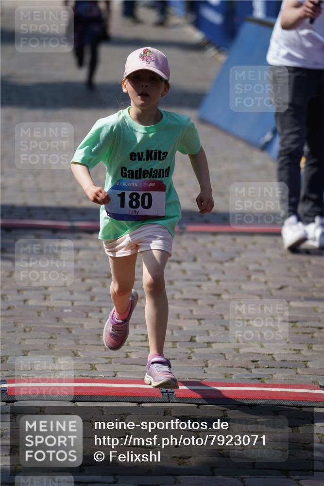 13.06.2025 - Holstenköstenlauf Felixshl http://msf.ph/oto/7923071 13.06.2025 15:40:15 Laufen 180, 181, 184, 681, 1893 meine-sportfotos.de