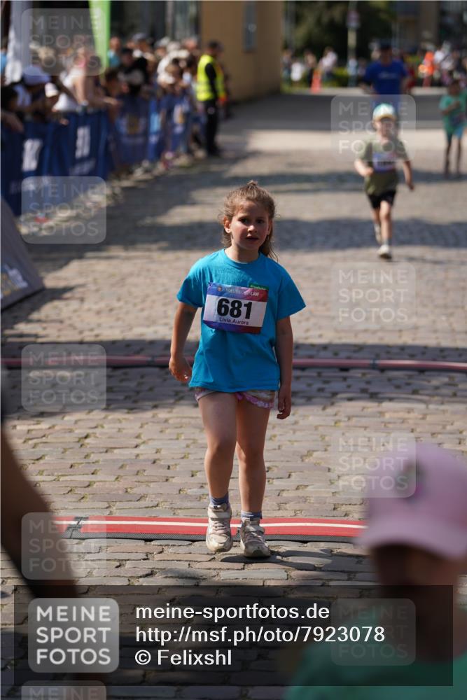 13.06.2025 - Holstenköstenlauf Felixshl http://msf.ph/oto/7923078 13.06.2025 15:40:17 Laufen 180, 181, 184, 681, 1893 meine-sportfotos.de