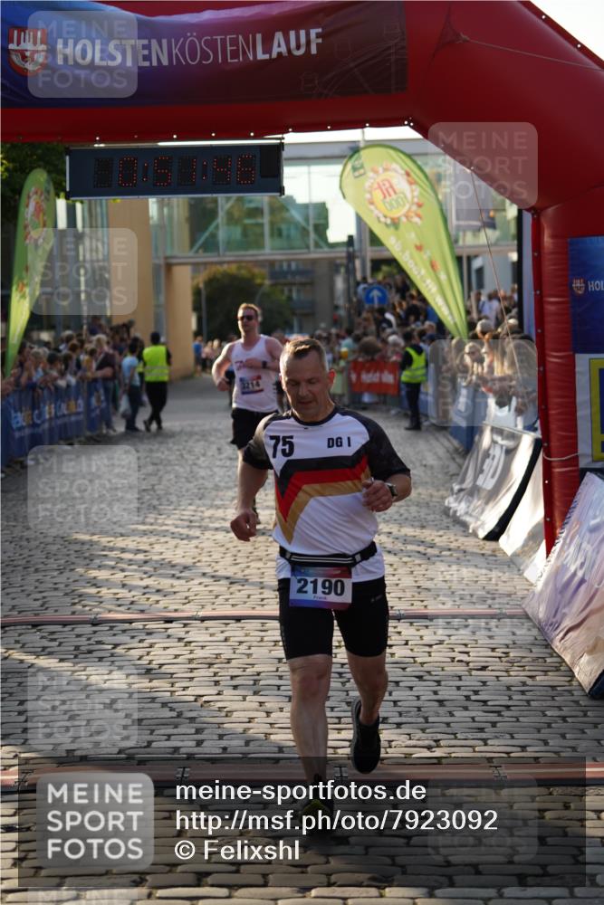 13.06.2025 - Holstenköstenlauf Felixshl http://msf.ph/oto/7923092 13.06.2025 19:51:45 Laufen 2126, 2190, 2818, 3214 meine-sportfotos.de