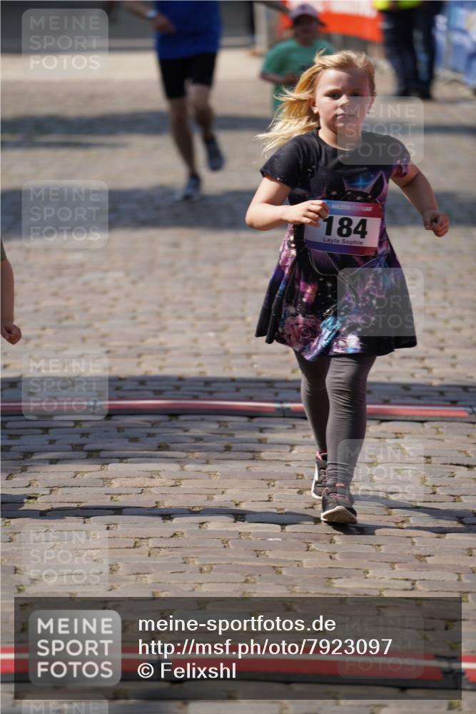 13.06.2025 - Holstenköstenlauf Felixshl http://msf.ph/oto/7923097 13.06.2025 15:40:20 Laufen 181, 184, 1893 meine-sportfotos.de