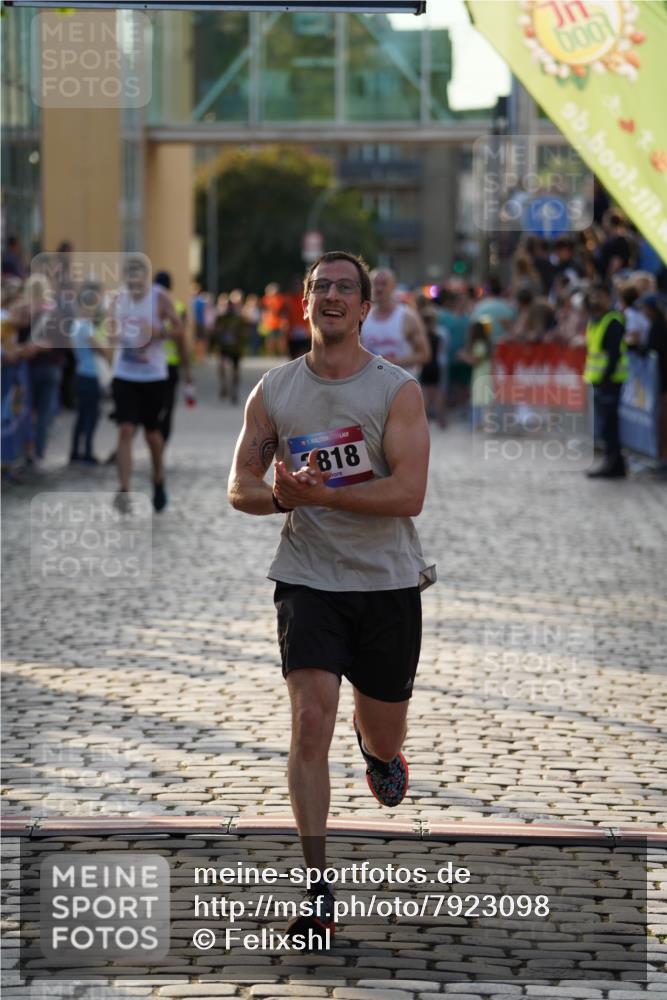 13.06.2025 - Holstenköstenlauf Felixshl http://msf.ph/oto/7923098 13.06.2025 19:51:54 Laufen 2818, 3220, 3620 meine-sportfotos.de