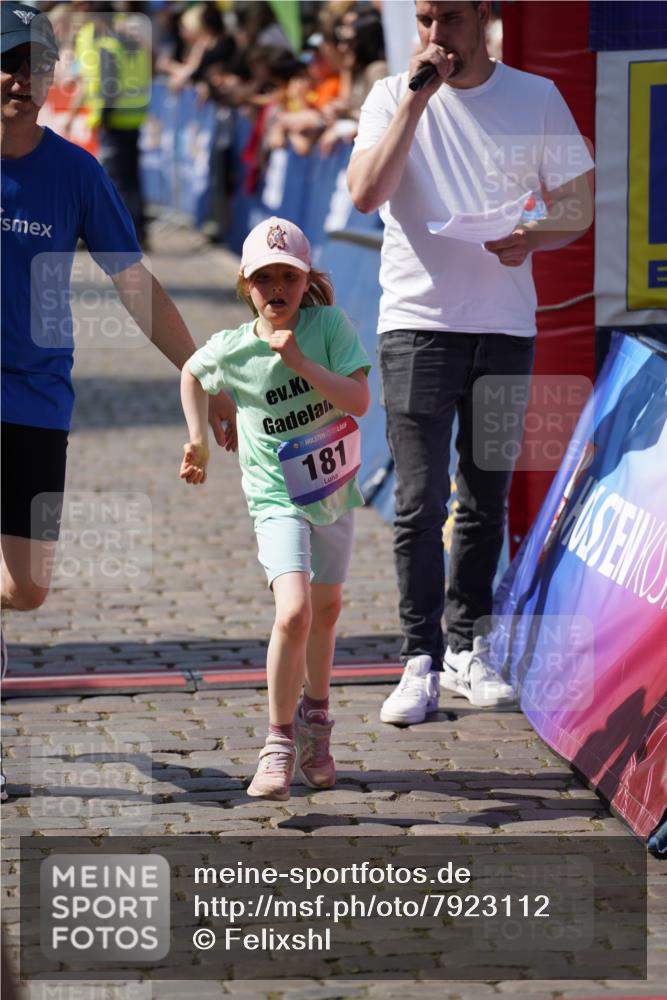 13.06.2025 - Holstenköstenlauf Felixshl http://msf.ph/oto/7923112 13.06.2025 15:40:24 Laufen 181 meine-sportfotos.de