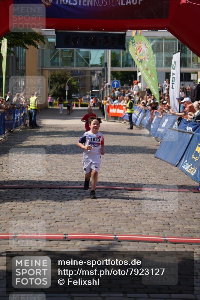 13.06.2025 - Holstenköstenlauf Felixshl http://msf.ph/oto/7923127 13.06.2025 15:40:41 Laufen 10, 1923 meine-sportfotos.de